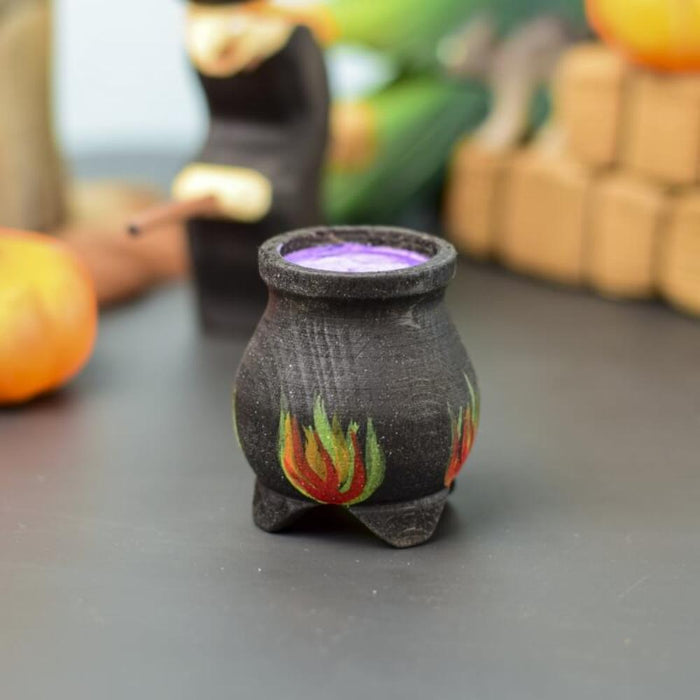 BumbuToys Wooden Witch's Cauldron with Purple Potion and Flame Detailing - used for Small World Play or Halloween Decor