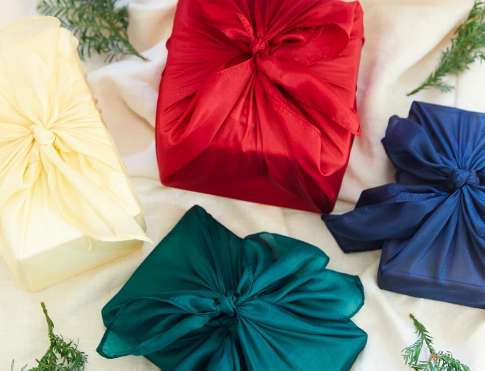 13. Wrap Christmas Gifts