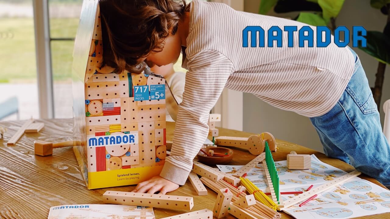 Video: Matador Wooden Construction Sets for Children - available in Australia form Oskar's Wooden Ark