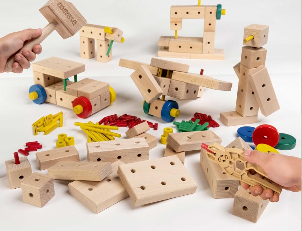 Matador Maker sets for children aged 3+