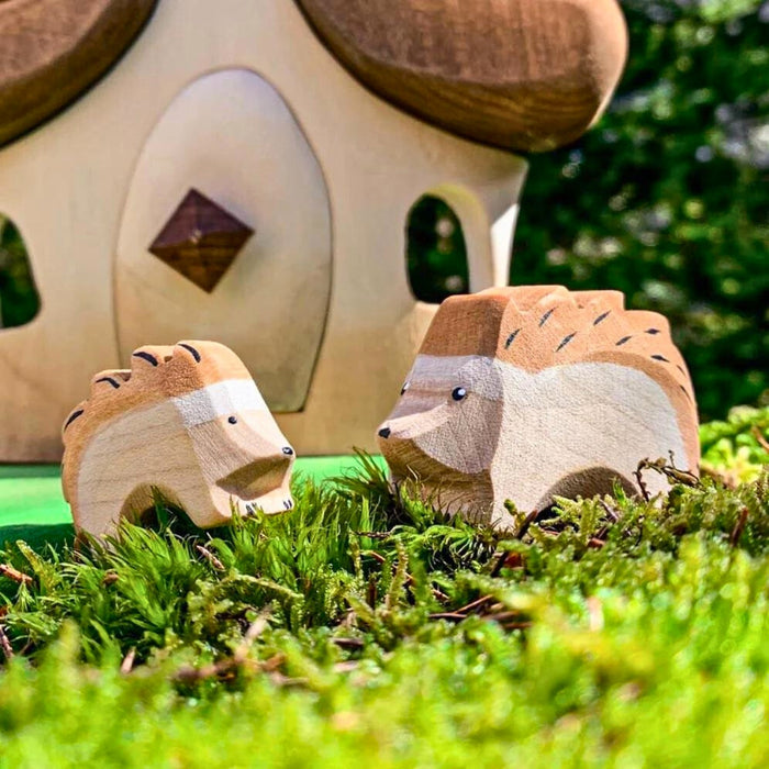 BumbuToys Handcrafted Wooden Animal Hedgehog from Australia in a small-world play setting