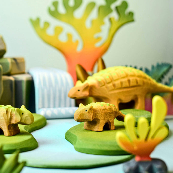 BumbuToys Wooden Dinosaurs - Ankylosaurus - Set of 2