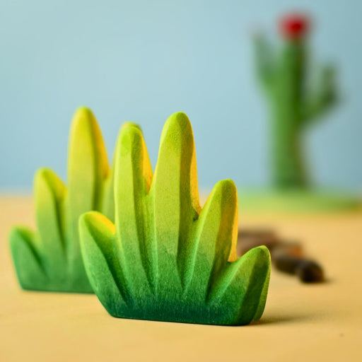 BumbuToys Handcrafted Wooden Plant Figure Desert Bush for Small World Play from Australia